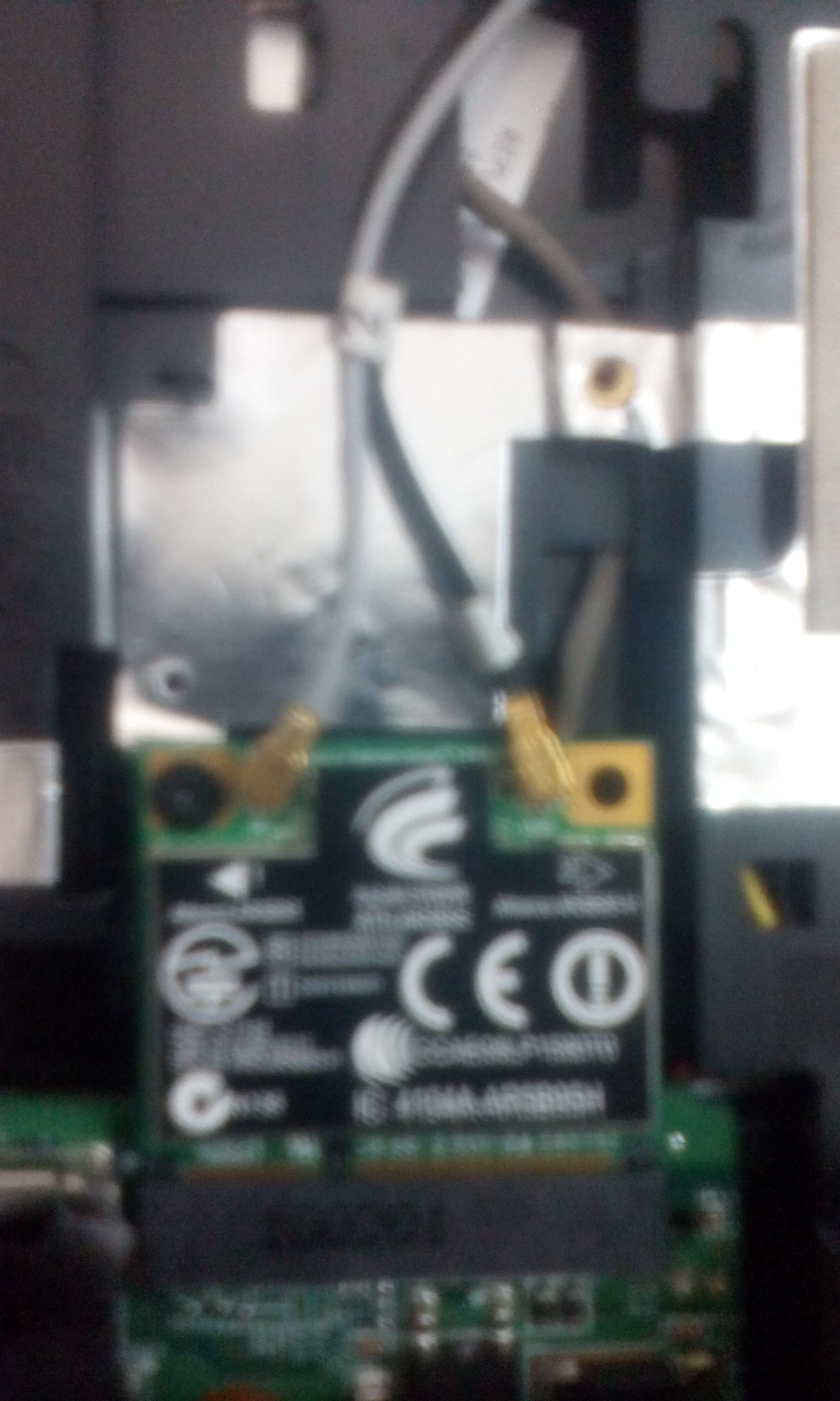 What connector is on this laptop wifi card? - Troubleshooting - Linus